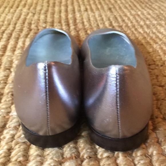 Handmade Napa Valley Metallic Silver flats - Picture 4 of 6